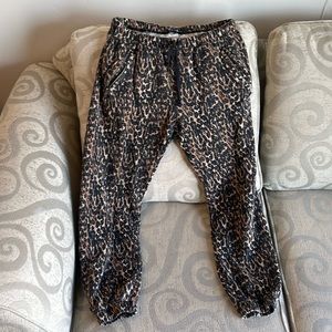 Animal print casual pants.